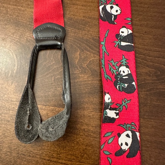 WORLD WILDLIFE FUND WWF Men's Suspenders Braces with Panda Theme - Picture 5 of 6